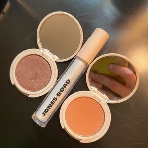 Jones Road Eye Shadows